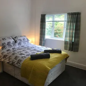 4 Avenue House Apartment Scarborough