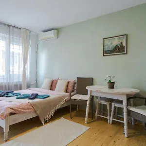 Copenhagen Adorable And Cosy Apt In Calm District Apartment Sofia